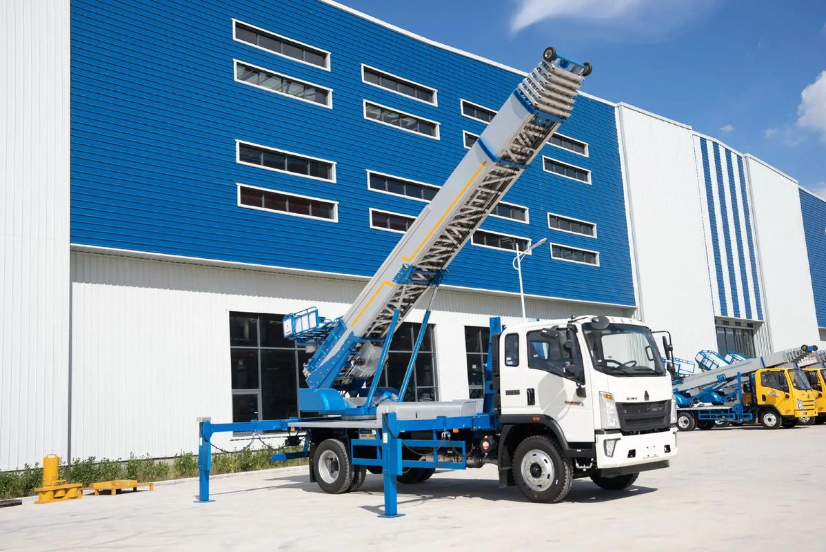 东阁镇小型云梯车上料车租赁多少钱