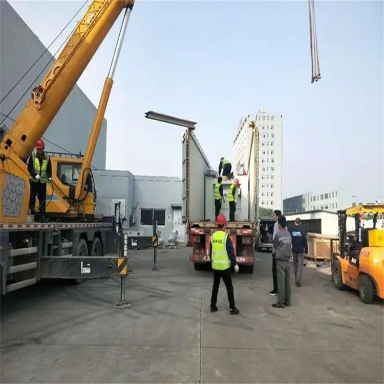 东阁镇如何找到附近的吊车救援服务